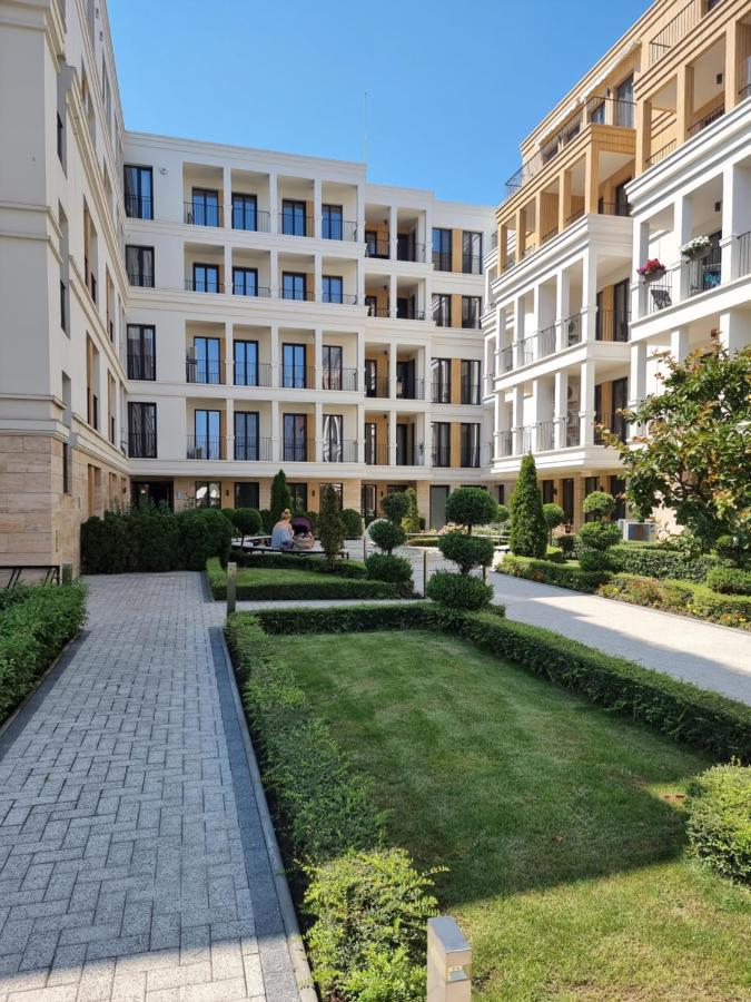 Apartment In Evargreen Complex With Terrace Varna Eksteriør billede